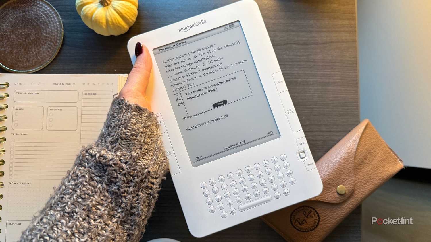 2009 Kindle low battery. 