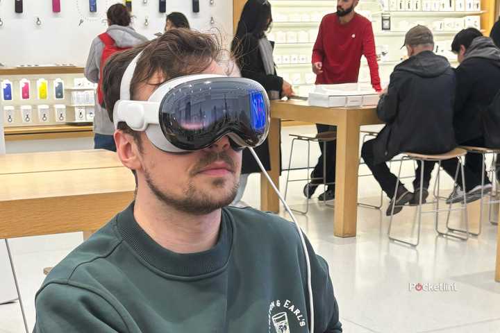 Apple-vision-pro-weeknd-1-1