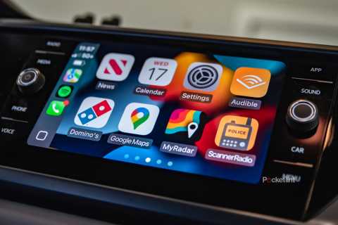 A still photo of an Apple CarPlay app screen.