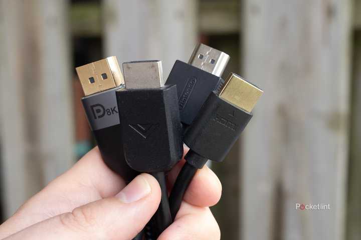 HDMI cables held in bundle.