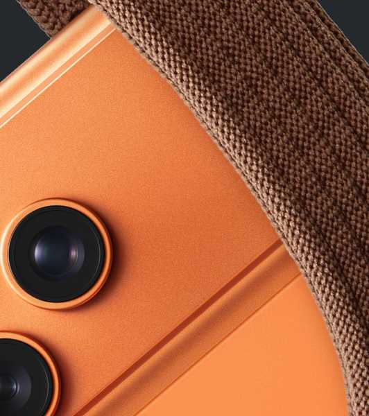 iPhone Pocket accessory.