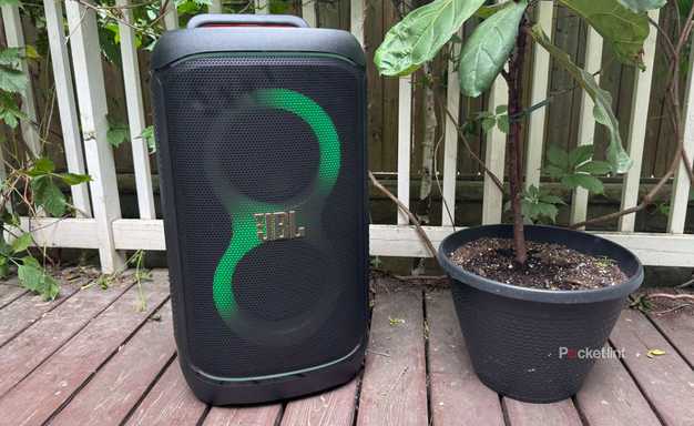 JBL Party Box 520 with lights on grill outside