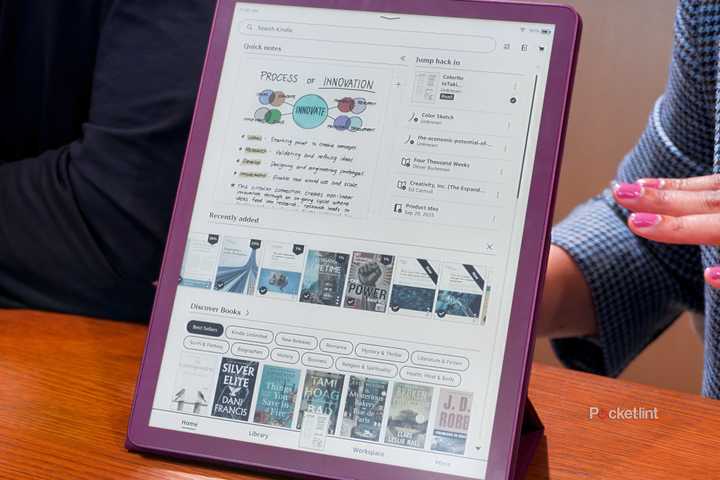 The homescreen on a Kindle Scribe Colorsoft.