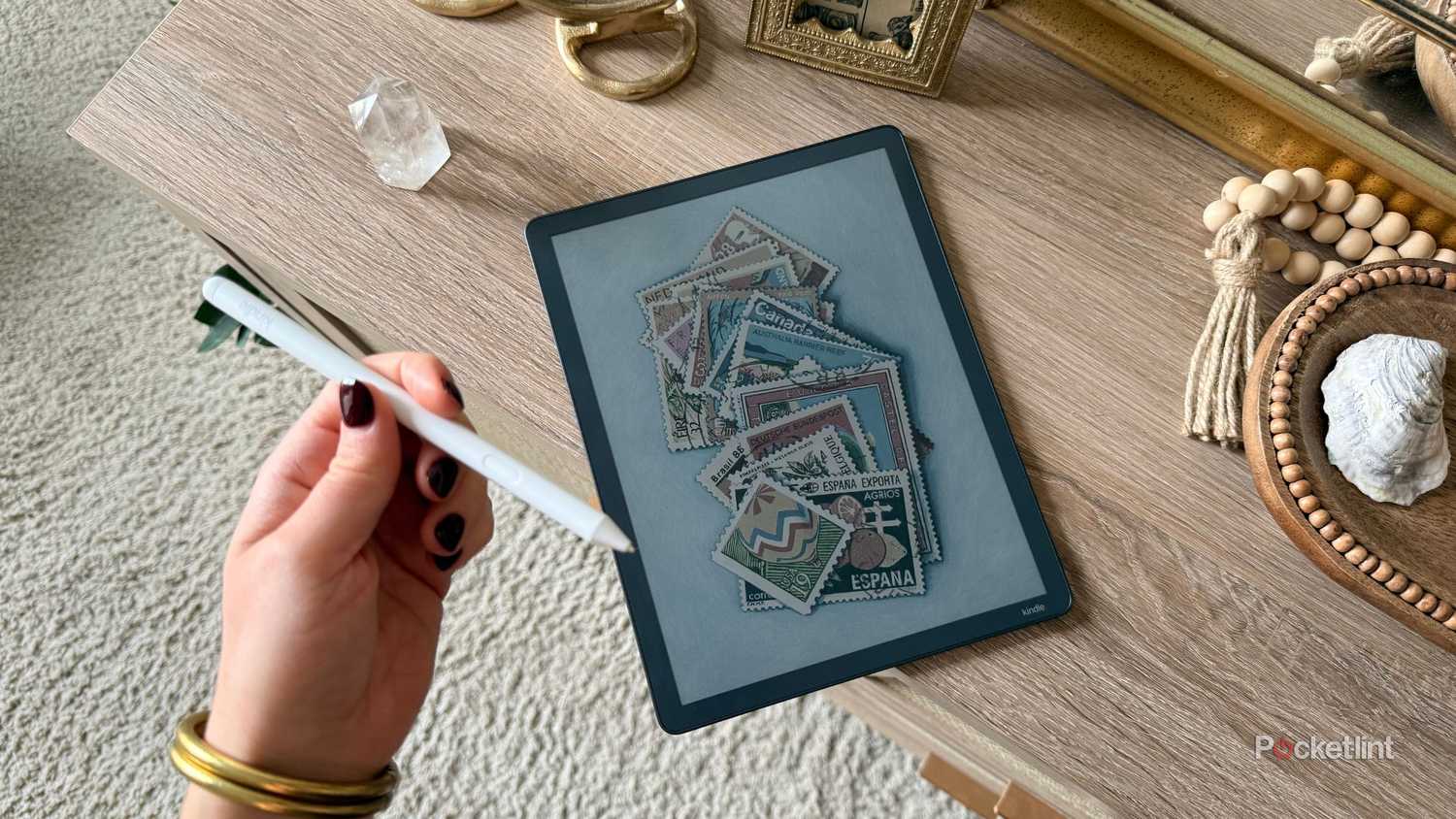 kindle-scribe-colorsoft-stamps