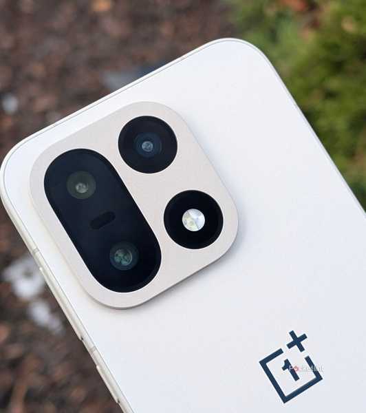 OnePlus 15 beauty shot 9