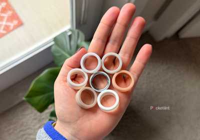 Multiple Oura ring silicone covers. 
