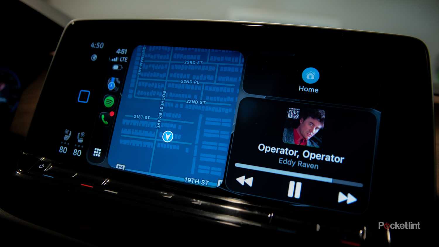 A still photo of a 2025 Volkswagen Atlas interior. 